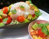 รูปขั้นตอนการทำที่ 5 ของ Avocado Boat Salad & Egg ไข่ดาวน้ำ&สลัดถั่วลูกไก่ในอะโวคาโด 🥑