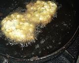 Foto langkah ke 3 dari resep Perkedel Jagung Kemangi Terasi.