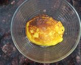A picture of step 2 of Biscuit pineapple delight.