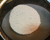 Foto del paso 4 de la receta: Buñuelos con licor de anís a la naranja