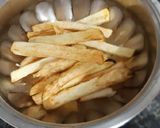 પેરીપેરી ફ્રેન્ચ ફ્રાઇસ(Periperi french fries recipe in Gujarati) રેસીપી સ્ટેપ3ફોટો