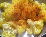 A picture of step 2 of Gobhi Pakoda.