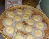 Foto langkah ke 3 dari resep Roti goreng isi coklat bukan soklat.
