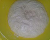 صورة لخطوة 1 من وصفة عجينه البيتزا سهله جداً