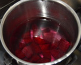 Foto del paso 1 de la receta: Bizcocho de remolacha y chocolate sobre culis de frambuesas