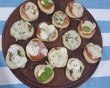 Foto del paso 3 de la receta: 🍕Pizzetas caseras con harina leudante