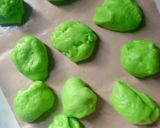Foto langkah ke 3 dari resep Roti manis isi susu keju.