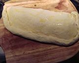 A picture of step 6 of Italian Stromboli.