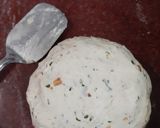 A picture of step 9 of Garlic Bread with fresh basil (no oven bread).