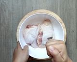 รูปขั้นตอนการทำที่ 2 ของ ไก่อบตะไคร้​