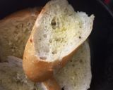 Foto del paso 1 de la receta: Pan con Ajo y Finas Hierbas