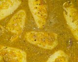 Foto del paso 11 de la receta Calamares rellenos de langostinos y sepia en salsa de langostinos y crujiente de almendras