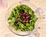 Foto del passaggio 2 della ricetta Insalata di lattughino con mozzarella affumicata