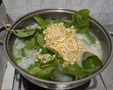 Foto langkah ke 6 dari resep Bobor Bayam Oyong Santan 🥬🥥.