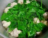 รูปขั้นตอนการทำที่ 2 ของ แกงจืดหมูสับตำลึง