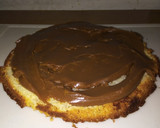 Foto del paso 3 de la receta: Torta de dulce de leche, crema y duraznos