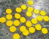 मैंगो एंड रोज़ मिठाई (mango mithai recipe in hindi) रेसिपी चरण 4 फोटो