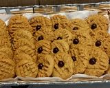 A picture of step 7 of Peanut Butter Cookies.