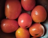 A picture of step 1 of Tomato sweet pickle.