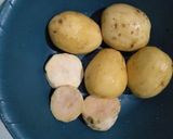 Foto langkah ke 1 dari resep Perkedel kentang.