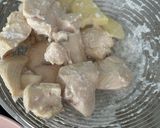 Gambar langkah 2 resipi Ayam Halia.