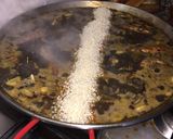 Foto del paso 18 de la receta: Arroz con alcachofas, galeras y camagroc