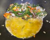 A picture of step 5 of Prawn and Veggie Fried Rice.