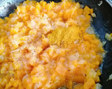 Foto del paso 5 de la receta: Canelones de calabaza con salsa de pimientos y albahaca