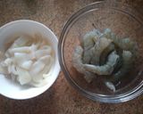 Foto del paso 2 de la receta: Sopa de ajo y marisco