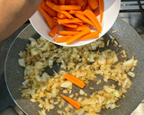 Foto del paso 10 de la receta: Fideos chinos con pollo y verduras