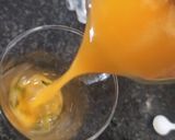 A picture of step 3 of Orange Blueberry Punch.