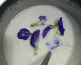 Foto langkah ke 1 dari resep Agar-Agar Susu Bunga Telang.
