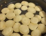 કેસર પિસ્તા રસમલાઈ (Kesar Pista Rasmalai Recipe In Gujarati) રેસીપી સ્ટેપ3ફોટો