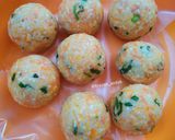 Foto langkah ke 2 dari resep Rice Ball Mozarella.