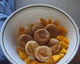 Mini pancake fruit bowl recipe step 3 photo