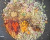 A picture of step 1 of Matar masala dry.