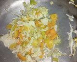 A picture of step 2 of Veg spicy spaghetti.