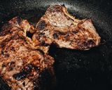 Foto langkah ke 7 dari resep Sirloin Steak Juicy.