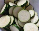 Kapros-fokhagymás cukkini recept fázis 1 fotója