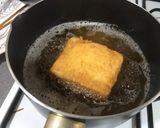 A picture of step 6 of HK French toast.