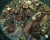 Foto langkah ke 8 dari resep Non halal (kaki babi masak kecap)🥘🥘.