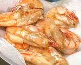 Salted Egg Yolks Butter Prawns recipe step 2 photo