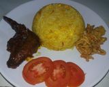 Foto langkah ke 5 dari resep Nasi Goreng kunyit.