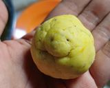 Foto langkah ke 5 dari resep Donat Pisang (Pisang goreng wijen).