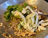 Foto langkah ke 5 dari resep Bihun Goreng ala Solaria.