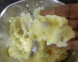 உருளைகிழங்கு மசாலா ஸ்டப்ட் குடை மிளகாய் பஜ்ஜி(stuffed capsicum bajji recipe in tamil) ரெசிபி ஸ்டேப் 1 புகைப்படம்