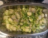 Foto del paso 4 de la receta: Ensalada Tibia de Repollitos de Bruselas