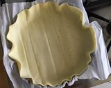Une image de l'étape 1 de Tarte aux pommes et raisins du jardin.