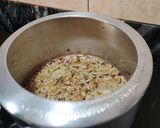 A picture of step 3 of Punjabi lobia aloo masala.
