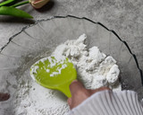 Foto langkah ke 4 dari resep Kue Putu Tanpa Bambu.